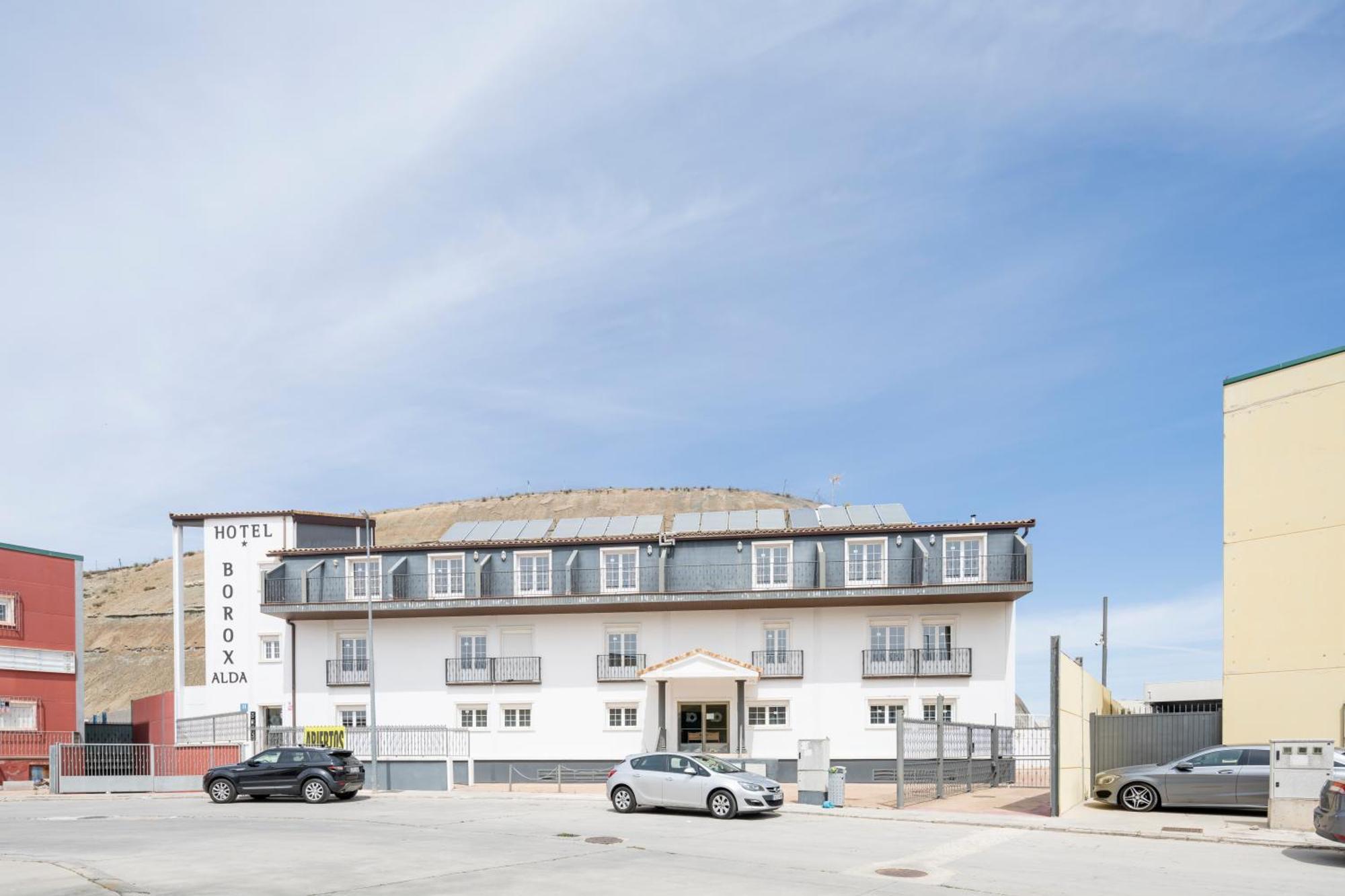 Hotel Alda Borox Екстериор снимка